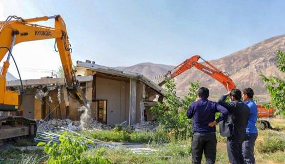 قلعوقمع ۴۳ ساختوساز غیرمجاز در لرستان