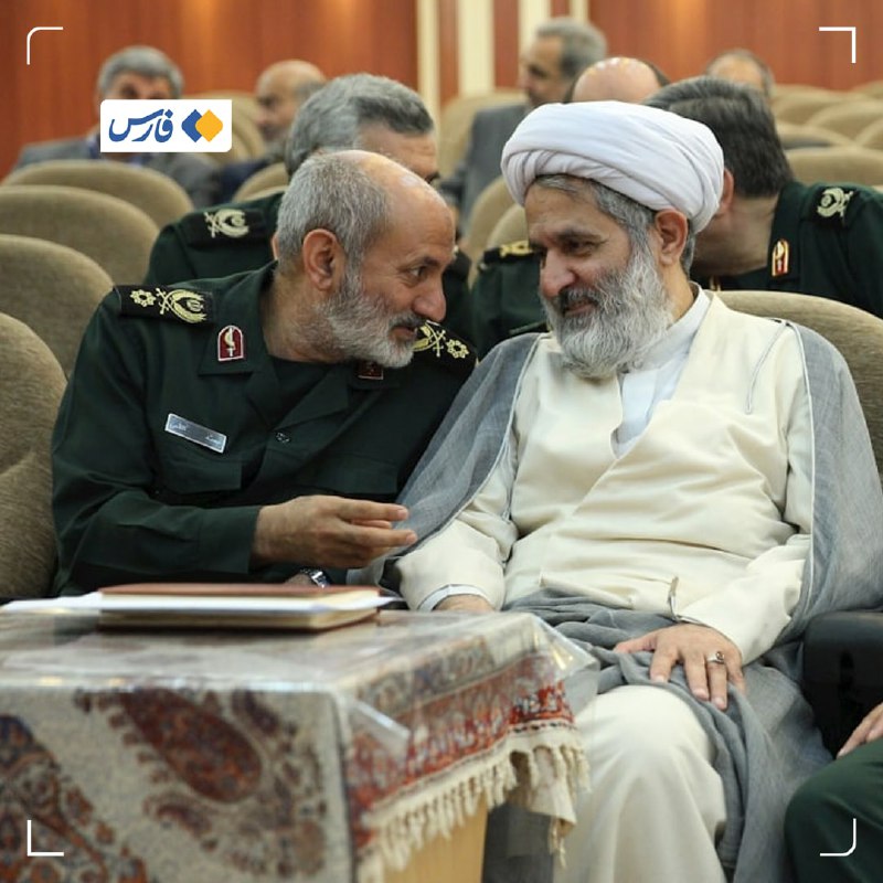 عکس/ رئیس جدید و سابق سازمان اطلاعات سپاه در کنار یکدیگر