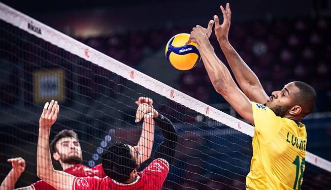 از عملکرد ایران مقابل آمریکا شگفت‌زده شدیم