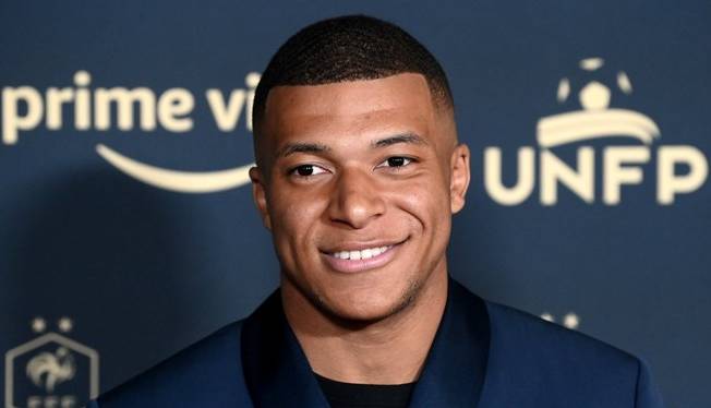 چلسی فرصت جذب امباپه را به هدر داد