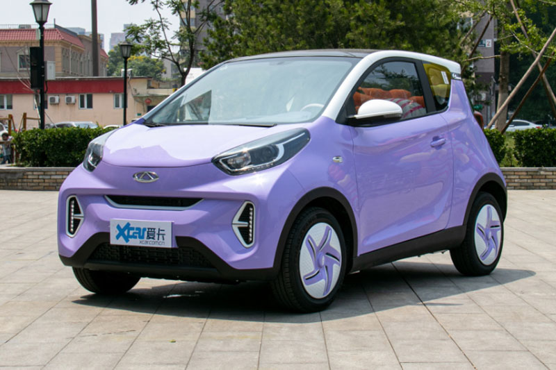 معرفی هاچبک برقی کوچک چری برای خانمها! معرفی هاچبک برقی کوچک چری برای خانمها!