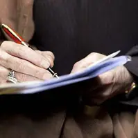 جواد امام مدعی شد: رئیس دولت اصلاحات با محوریت مسائل کشور نامه‌ای برای رهبری نوشت