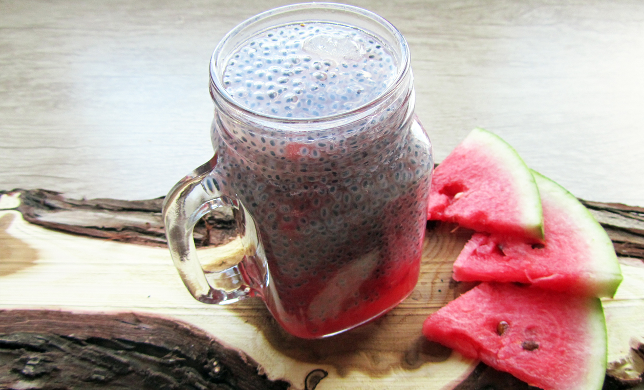 با اسموتی هندوانه و تخم شربتی به جنگ گرما بروید!