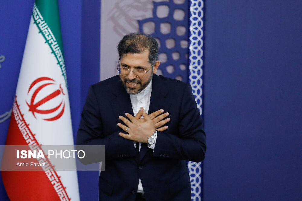 سلفی در آخرین نشست خبری "سعید خطیب زاده" سخنگوی وزارت خارجه  