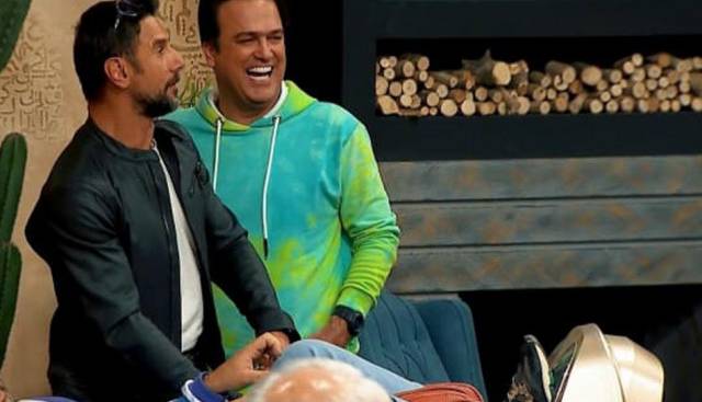 وقتی حامد آهنگی و امین حیایی کلاه قرمزی و پسرخاله می‌شوند!