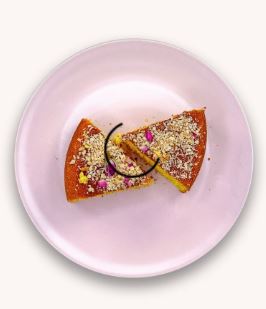 کیک گلاب و زعفران را بدون فر بپزید کیک گلاب و زعفران را بدون فر بپزید