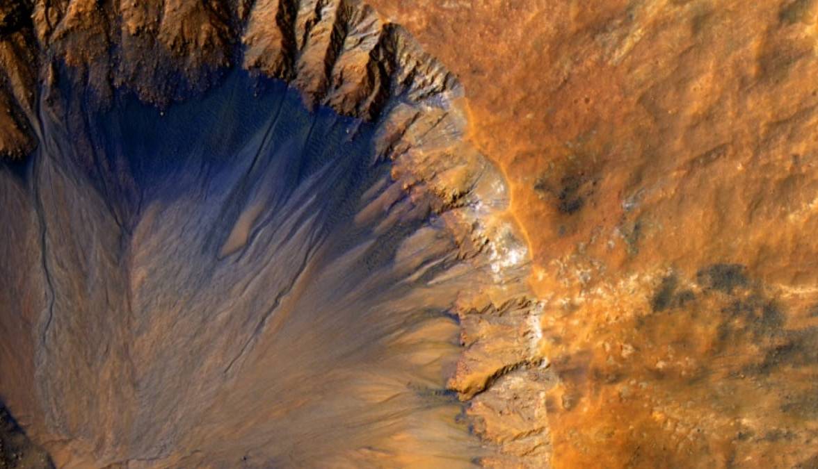 تصاویر حیرت‌انگیز از مریخ که شما را برای سفر به سیاره سرخ وسوسه می‌کنند!