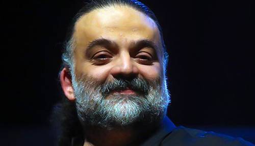 قطعه «جز عشق نمی خواهم» با صدای علیرضا عصار