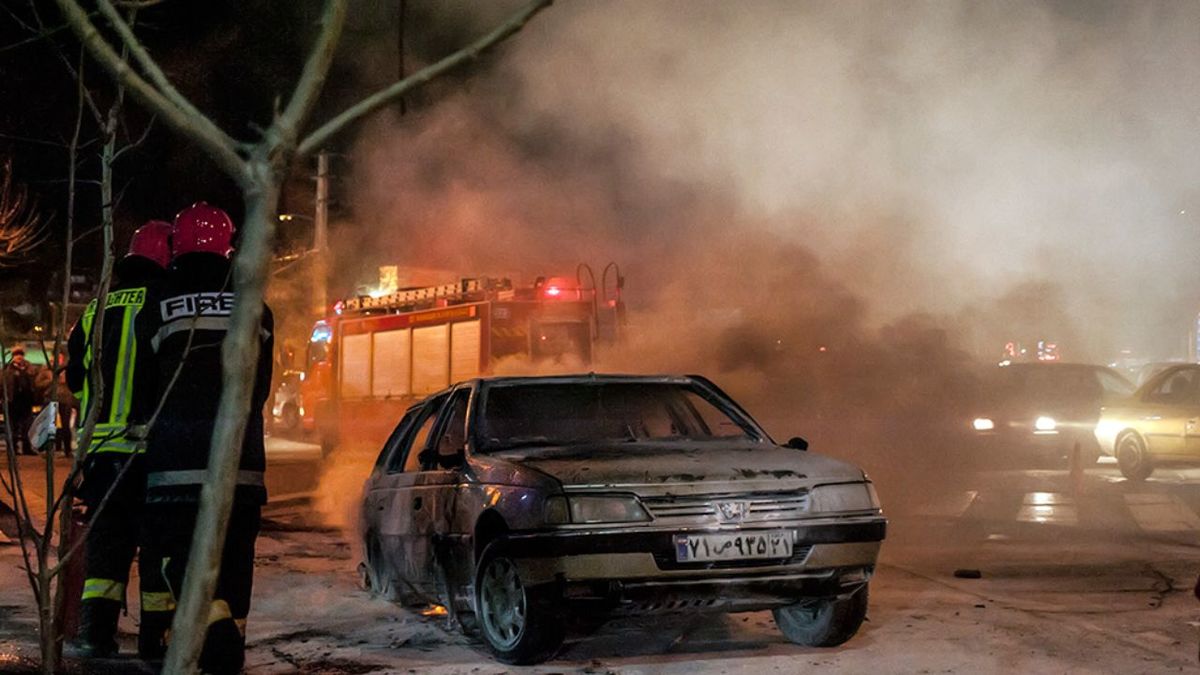 چرا در یک دورهای خودروهای پژو 405 آتش می گرفتند؟ چرا در یک دورهای خودروهای پژو 405 آتش می گرفتند؟