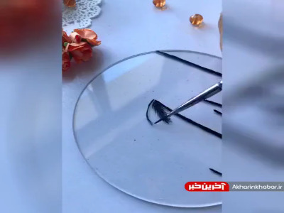 نقاشی یک غروب زیبا پشت شیشه