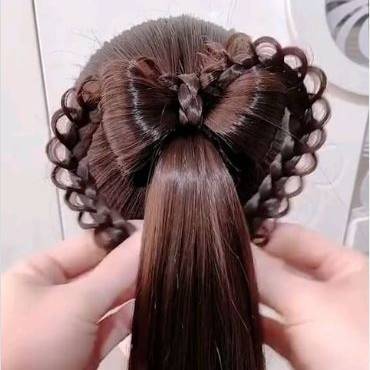 شنیون پاپیونی دخترانه موهای بلند