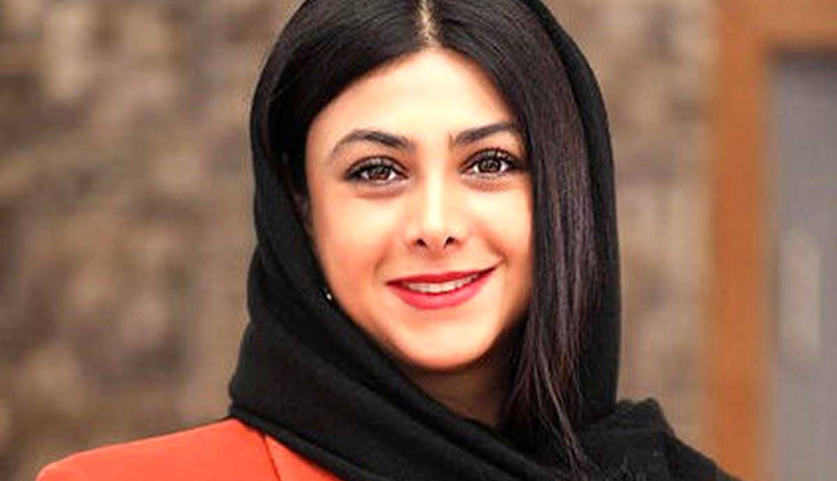 آزاده صمدی و وحید آقاپور در اکران «زالاوا» آزاده صمدی و وحید آقاپور در اکران «زالاوا»