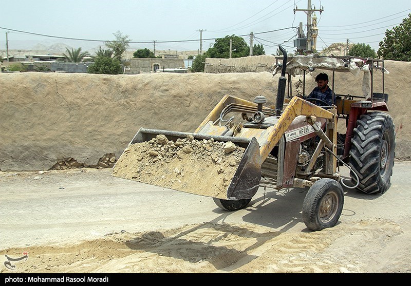 عکس/ امداد رسانی و آواربرداری در روستای "سایه خوش" هرمزگان
