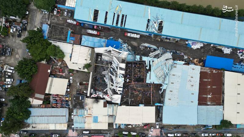 طوفان در چین سقف یک کارخانه را برد