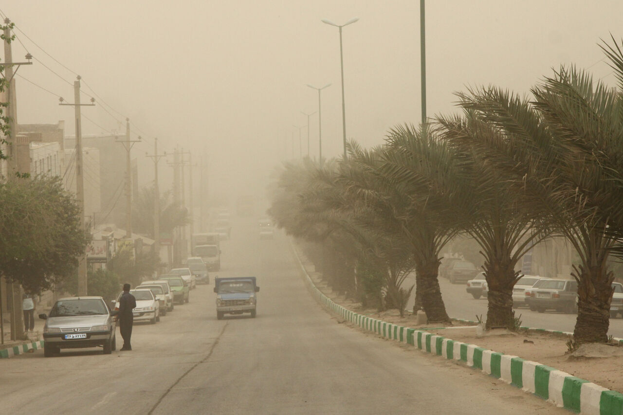 تداوم گردوغبار تا فردا در برخی مناطق استان بوشهر