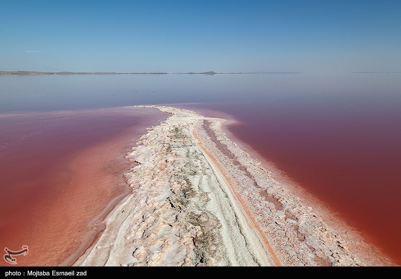 عکس/ روزهای بحرانی برای دریاچه ارومیه