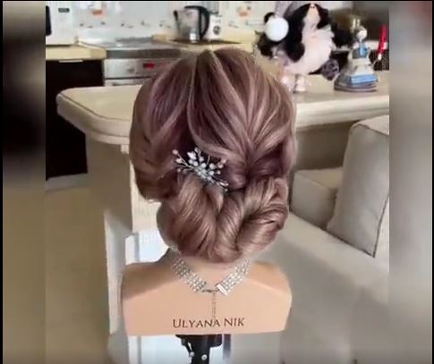 شنیون شیک و حرفه ای برای آرایشگرها شنیون شیک و حرفه ای برای آرایشگرها