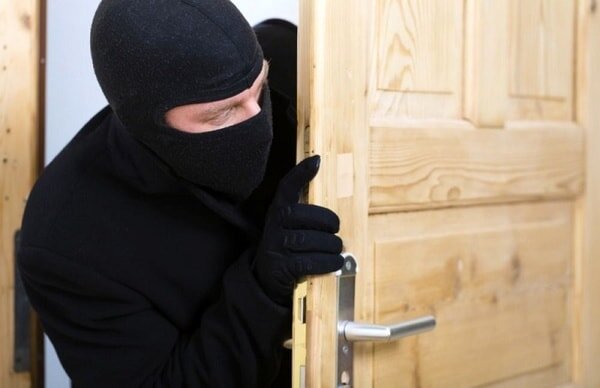 فقط سرقت قفل رو ندیده بودیم که دیدیم!