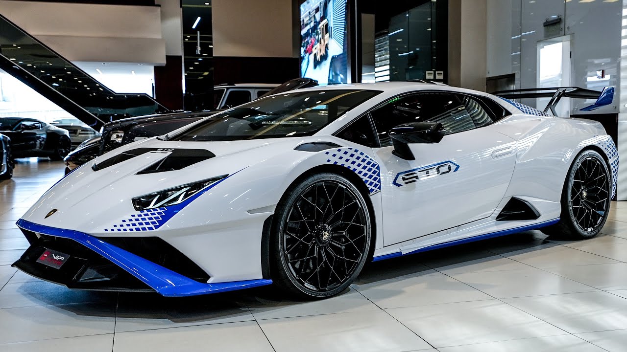 چند دقیقه با ابرخودروی فوقالعاده لامبورگینی چند دقیقه با ابرخودروی فوقالعاده لامبورگینی