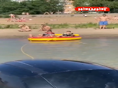 برخورد جت اسکی به سورتمه آبی!