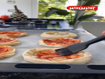 مینی پیتزای کودک پسند با خمیر یوفکا