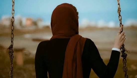 بعد از دعوا با پدرم، در خانه خواهرم زندگی میکنم   بعد از دعوا با پدرم، در خانه خواهرم زندگی میکنم