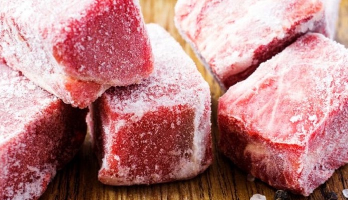 کرونا در گوشت یخزده فریزر مخفی می شود