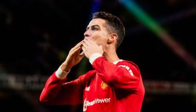 پیشنهاد 300 میلیون یورویی به رونالدو