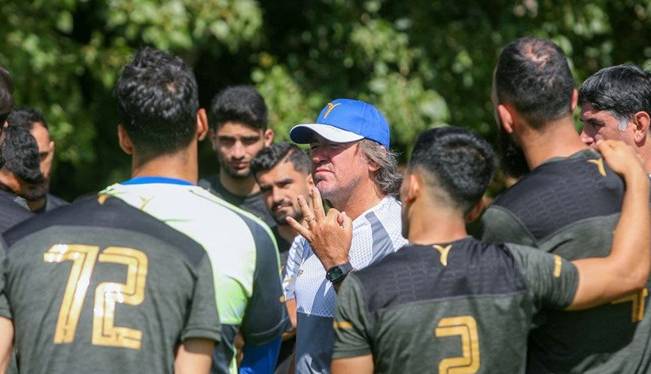 پازل استقلال کامل نیست پازل استقلال کامل نیست