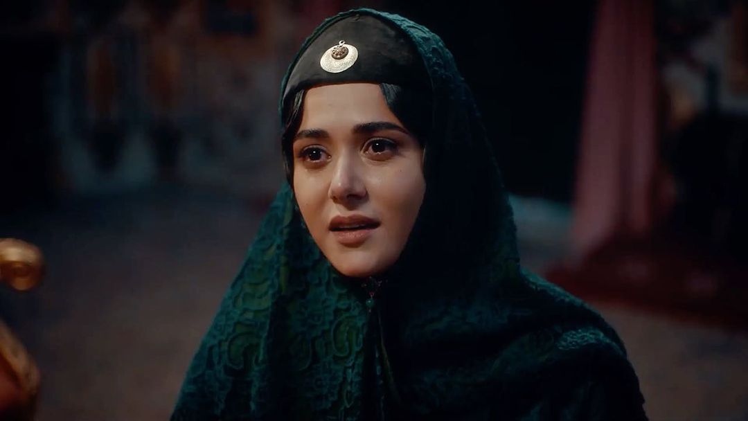 تو چه دانی که آتش رخ تو نظر اندر بصر همی سوزد