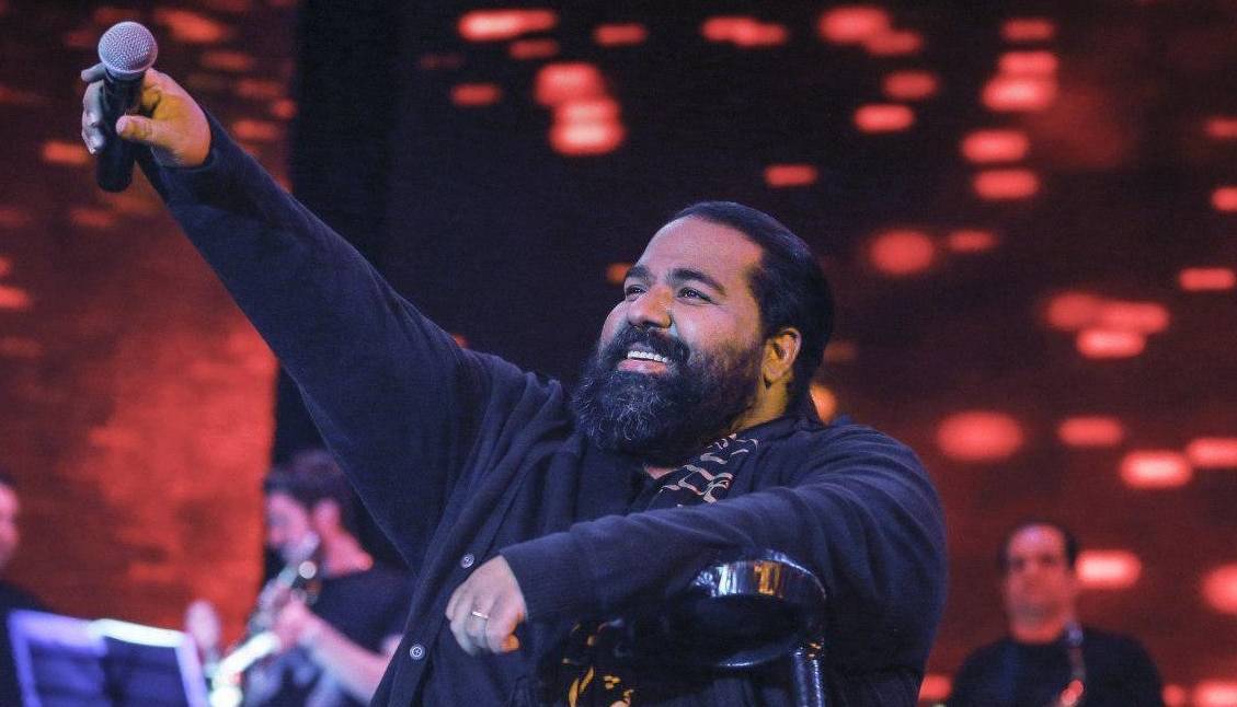 ویدئوی رضا صادقی از حرکات پر احساس طرفدارش در کنسرت