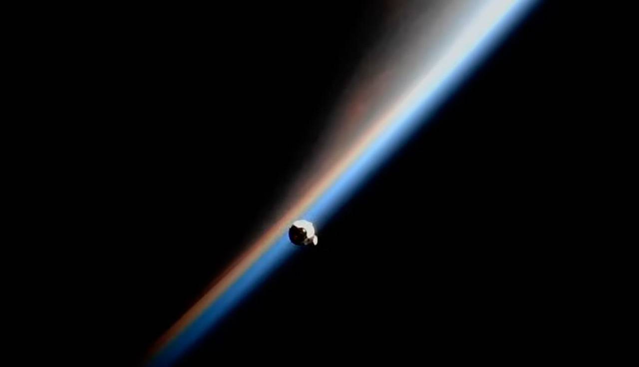 فضاپیمای اسپیس ایکس با موفقیت به ایستگاه فضایی بین‌المللی متصل شد