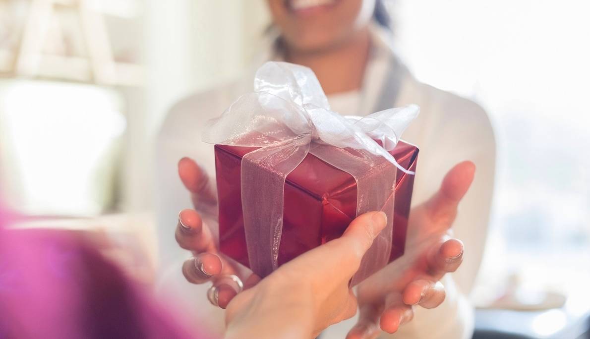  هدیه عید غدیر برای نوجوان‌ها چی بخریم؟