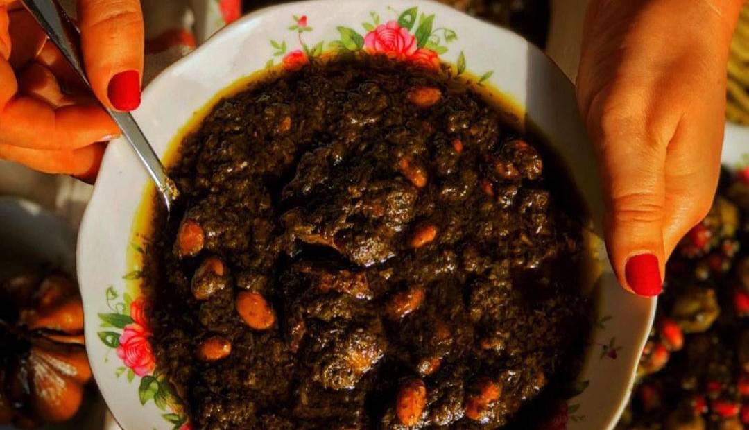 تمام فوت و فن پخت «قورمه سبزی» مجلسی و جاافتاده