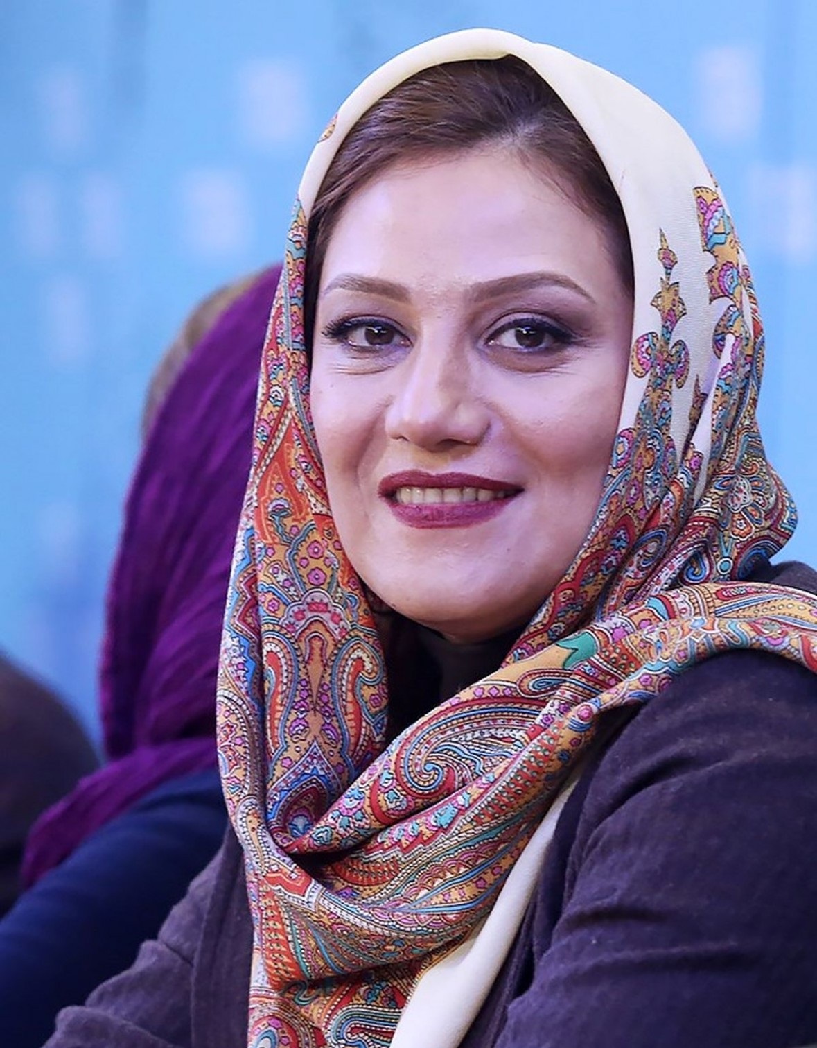 چهره‌ها/ شبنم مقدمی با لباس گل گلی