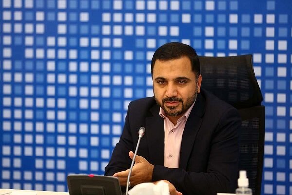 وزیر ارتباطات: ما باید فضا را برای پلتفرم‌های داخلی امن کنیم