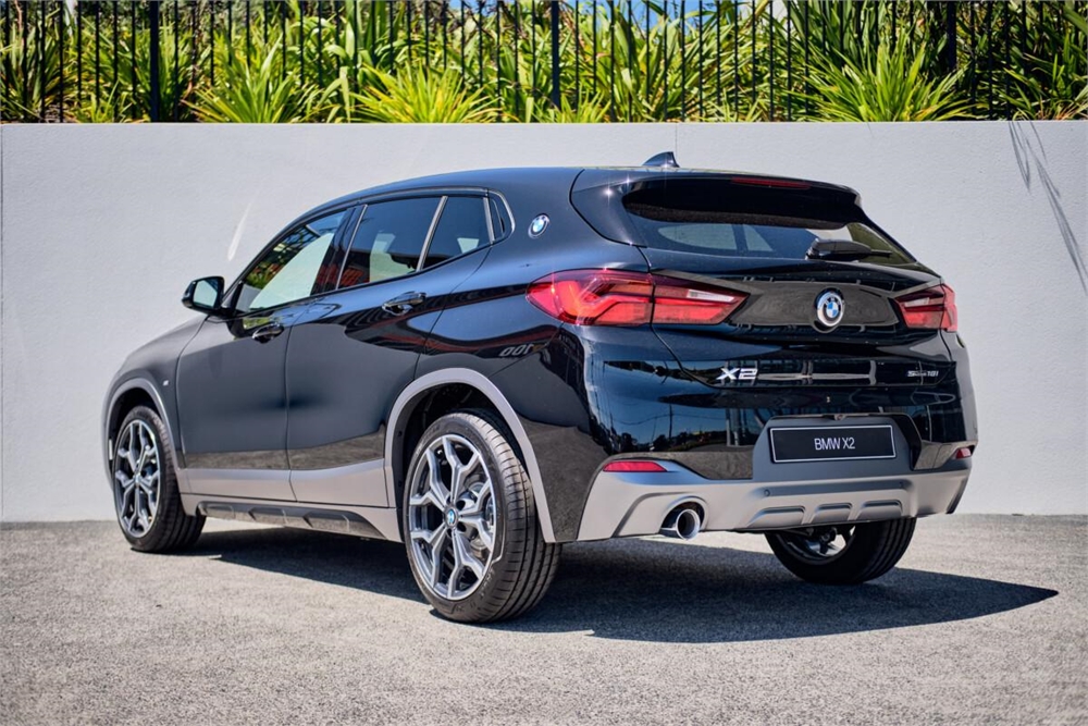 کراس اسپرت و جذاب «بی ام و»