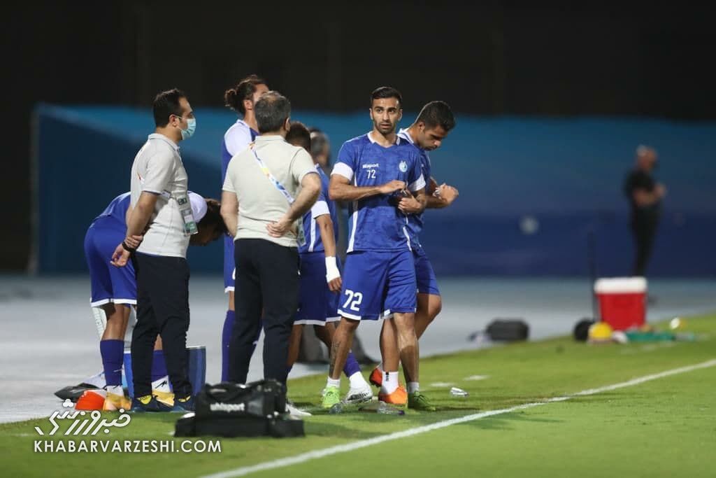 نشست در باشگاه استقلال؛ ساپینتو بازیکنی را اخراج می کند؟ نشست در باشگاه استقلال؛ ساپینتو بازیکنی را اخراج می کند؟