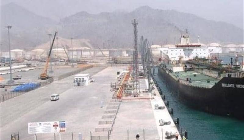 بارندگی شدید فعالیت بزرگ‌ترین قطب تجارت نفت خاورمیانه را مختل کرد