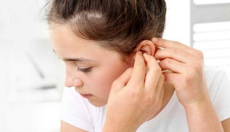 اگر چیزی وارد گوش شد چه کار کنیم؟