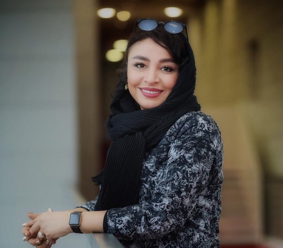 چهره‌ها/ پوشش مشکی مه لقا باقری در جشن حافظ