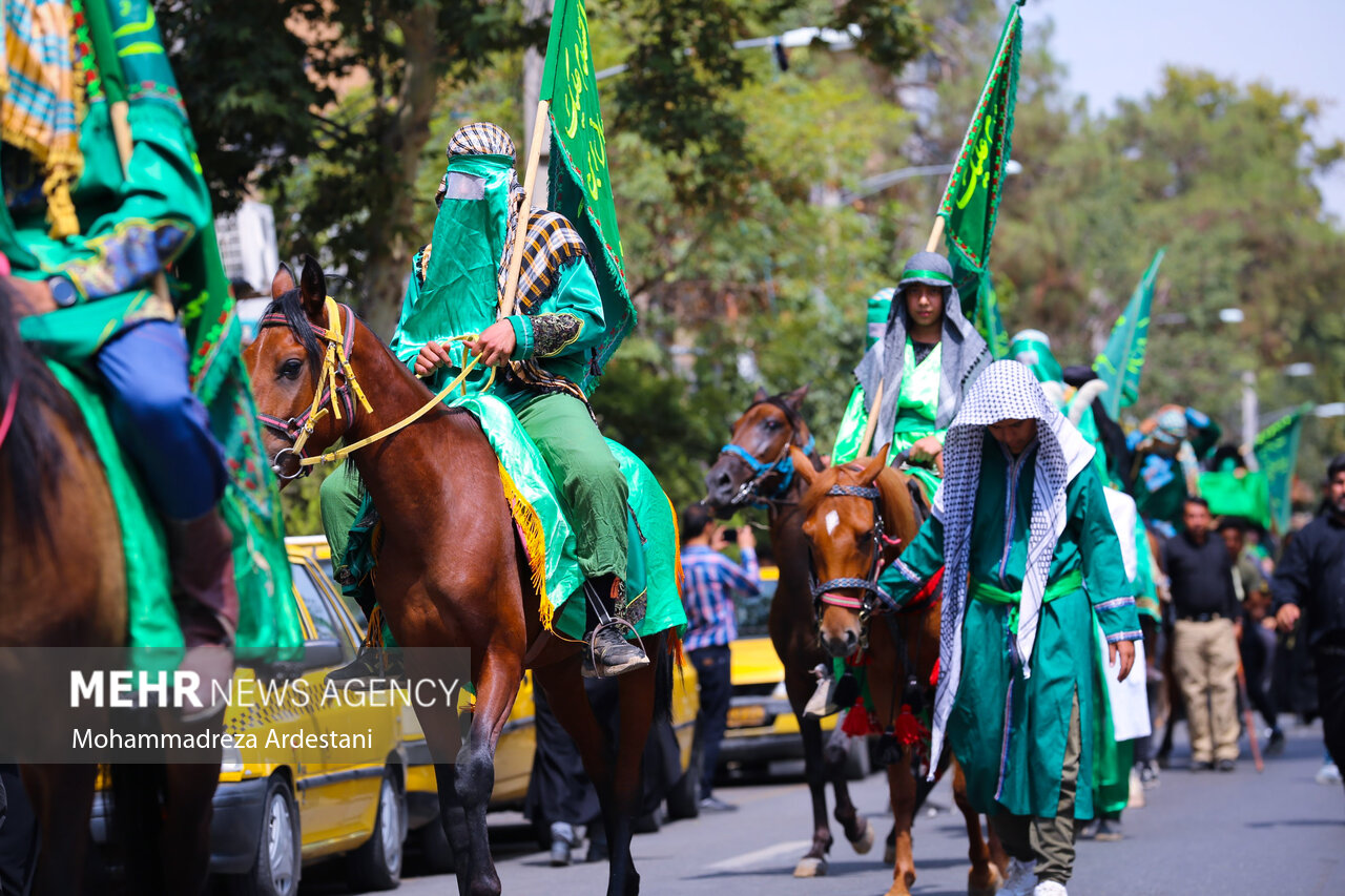 عکس/ ورود نمادین کاروان امام حسین (ع) به کربلا