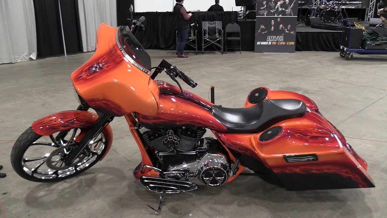 موتورسیکلت کاستوم و جذاب «هارلی دیویدسون»