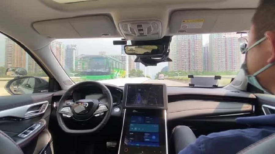 استفاده از تاکسی خودران در شهر شنژن چین آزاد شد استفاده از تاکسی خودران در شهر شنژن چین آزاد شد