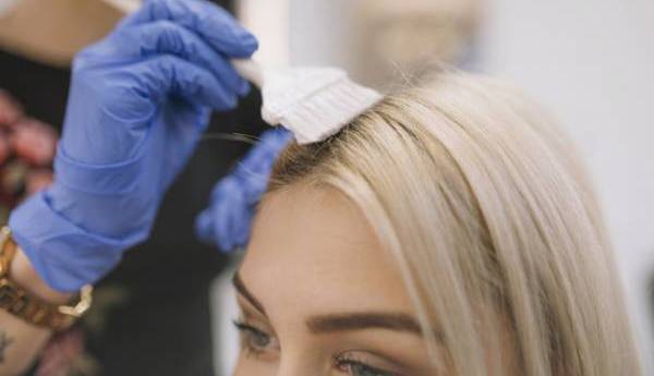 عوارض دکلره کردن مو جدی تر از تصور شماست