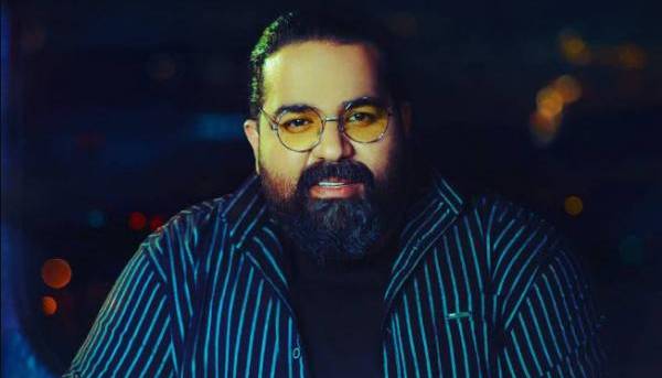 موزیک ویدئوی «گمونم» با صدای رضا صادقی