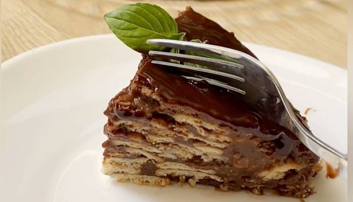 کیک موزاییکی خوشمزه بدون نیاز به تخم مرغ