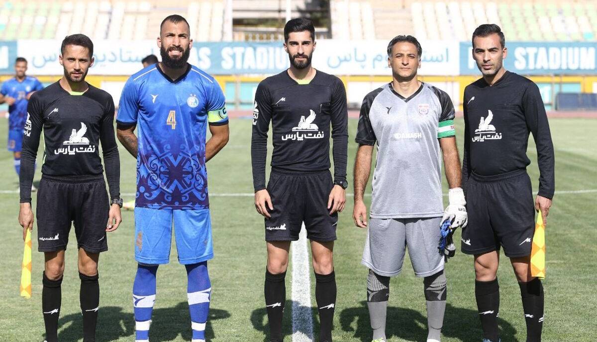 حربه عجیب ساپینتو برای لو نرفتن ترکیب استقلال مقابل سپاهان حربه عجیب ساپینتو برای لو نرفتن ترکیب استقلال مقابل سپاهان