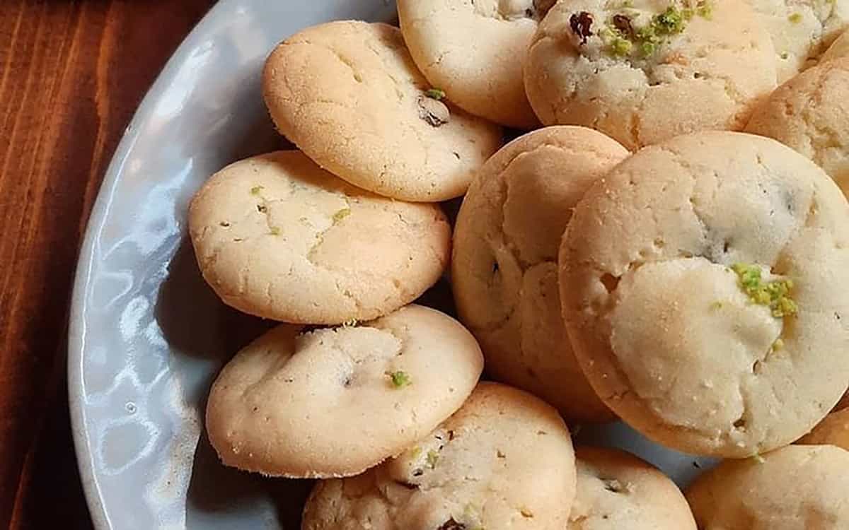 طرز تهیه شیرینی کشمشی نوستالژی با تمام نکات
