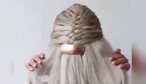 ترفند بافت زیبا و ساده موها